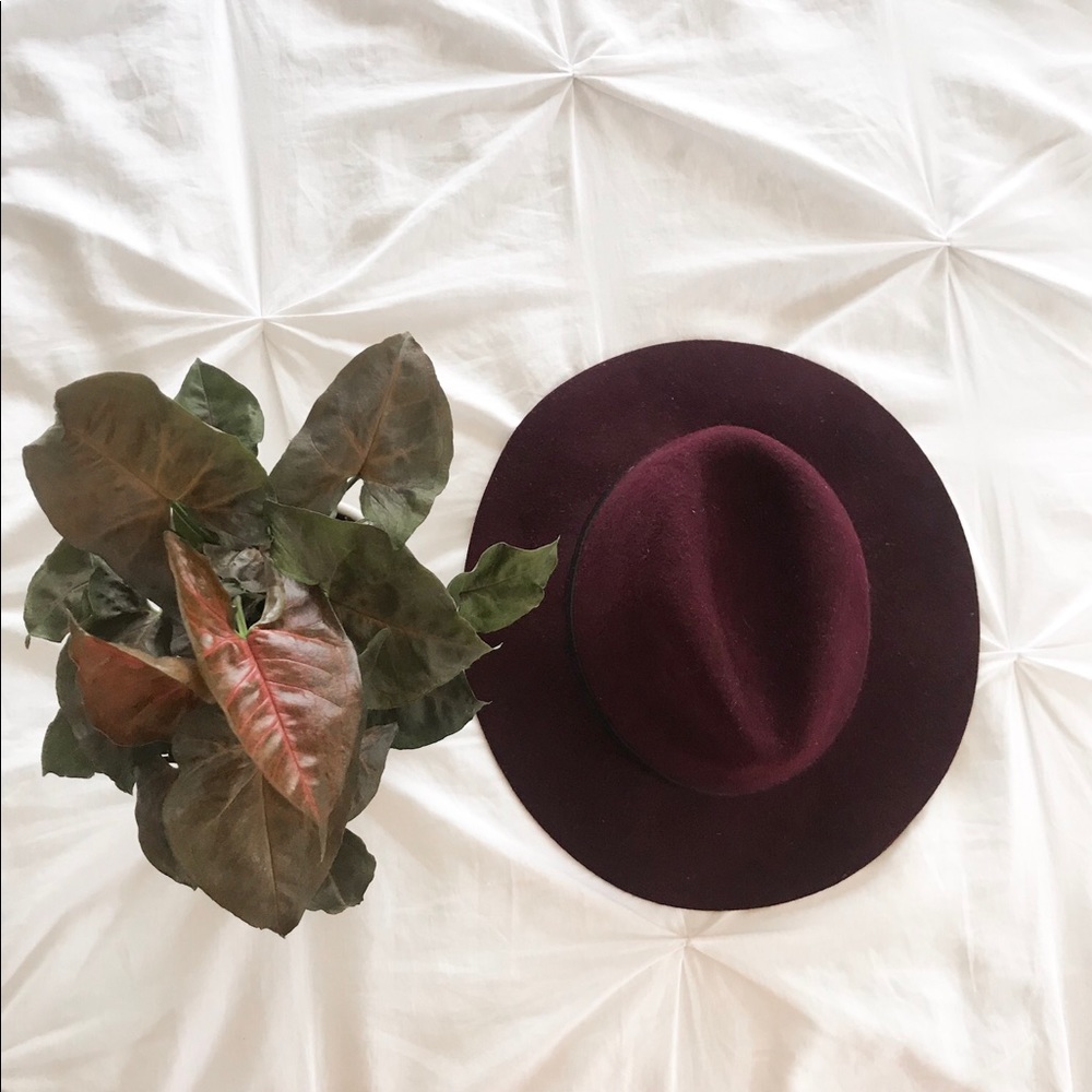 Deep burgundy boho hat